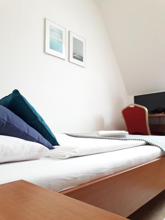 Hotel Taxis Bratislava - Resim 8