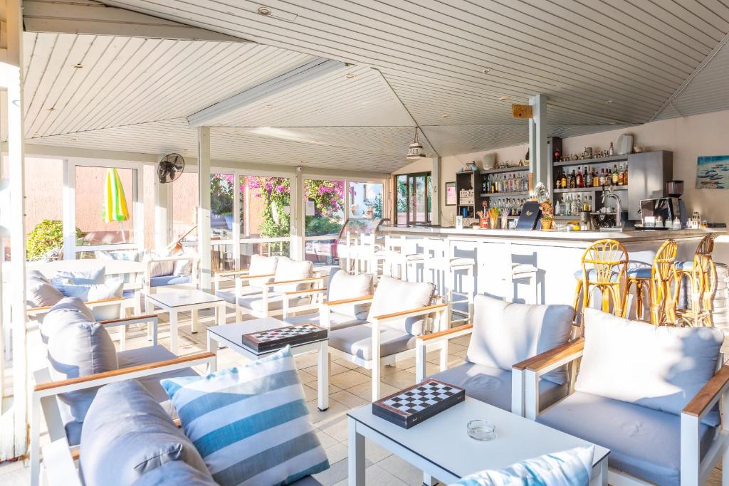 Restaurace v ubytování Ormos Atalia