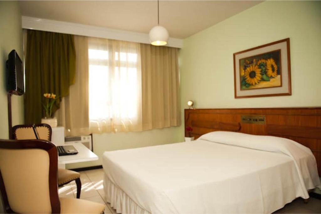  Imperador Turismo Hotel