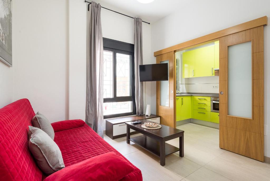 Kuchnia lub aneks kuchenny w obiekcie MABB-Quiet Apt With Private Patio Walking Distance To Downtown