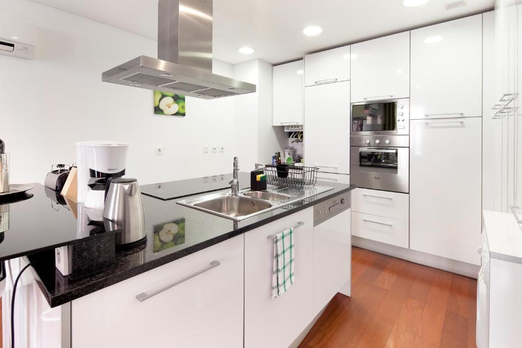 Lisbon Rentals Chiado - 9