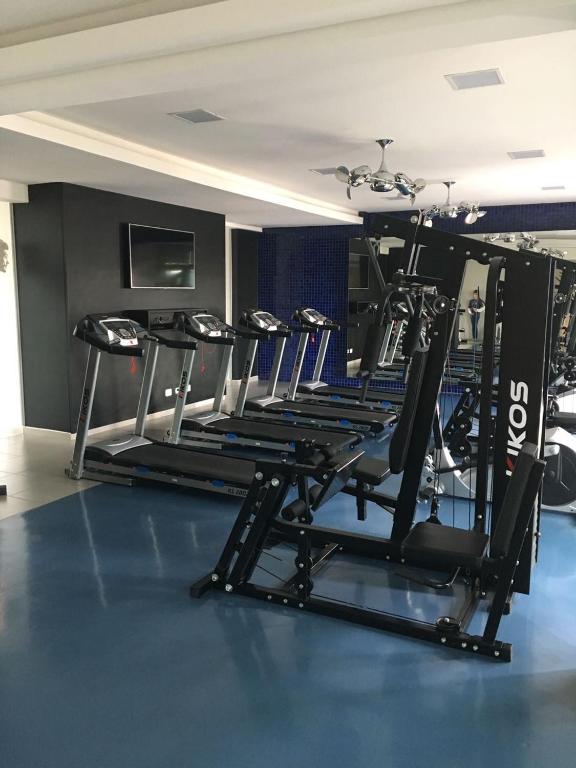  Estudio moderno com linda vista para a Serra