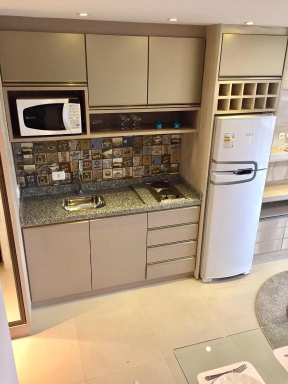  Estudio moderno com linda vista para a Serra