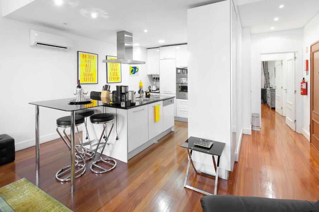 Lisbon Rentals Chiado - 2