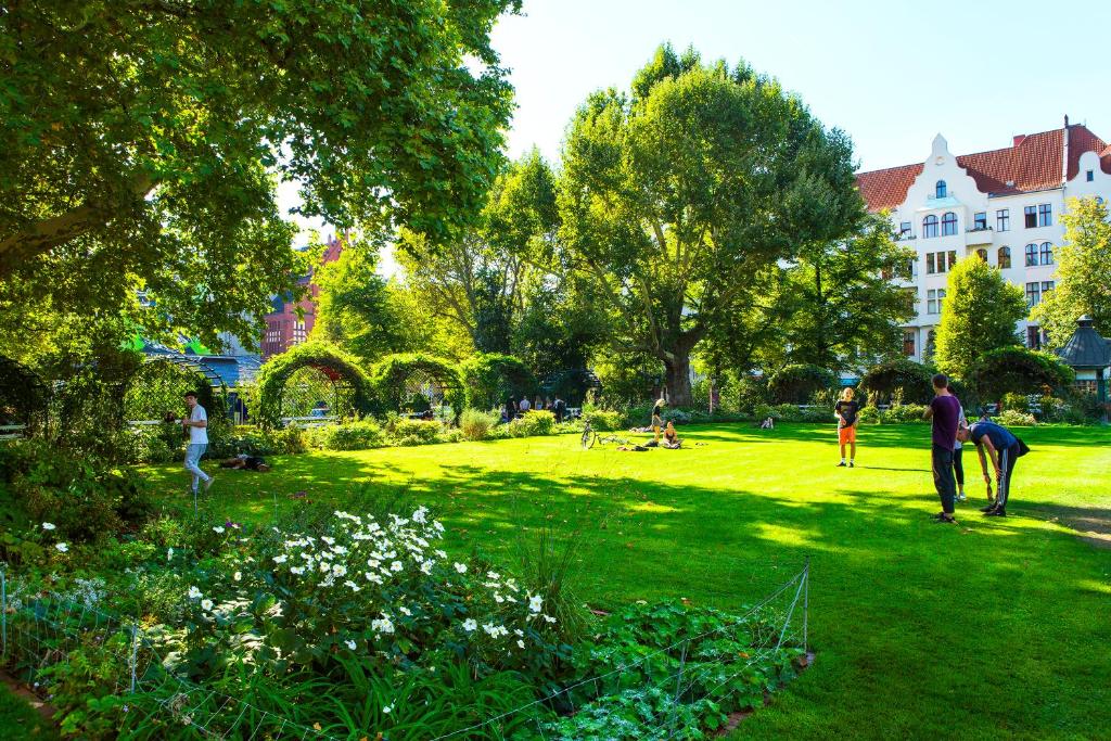 Zahrada ubytování Pension Peters – Das andere Hotel