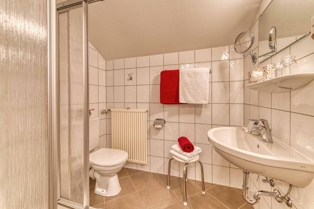 Koupelna v ubytování Hotel Hirschenstein