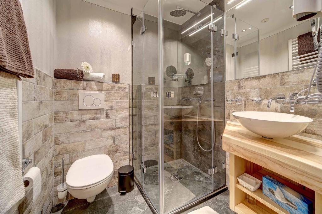 Koupelna v ubytování Hotel Hirschenstein