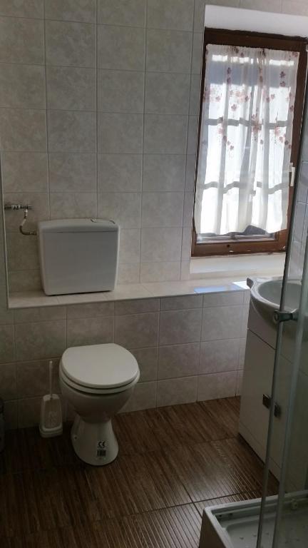 Koupelna v ubytování La Perla della Drava