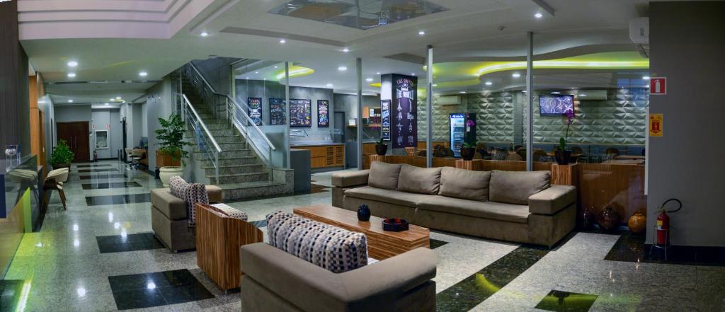  Golden Blue Hotel
