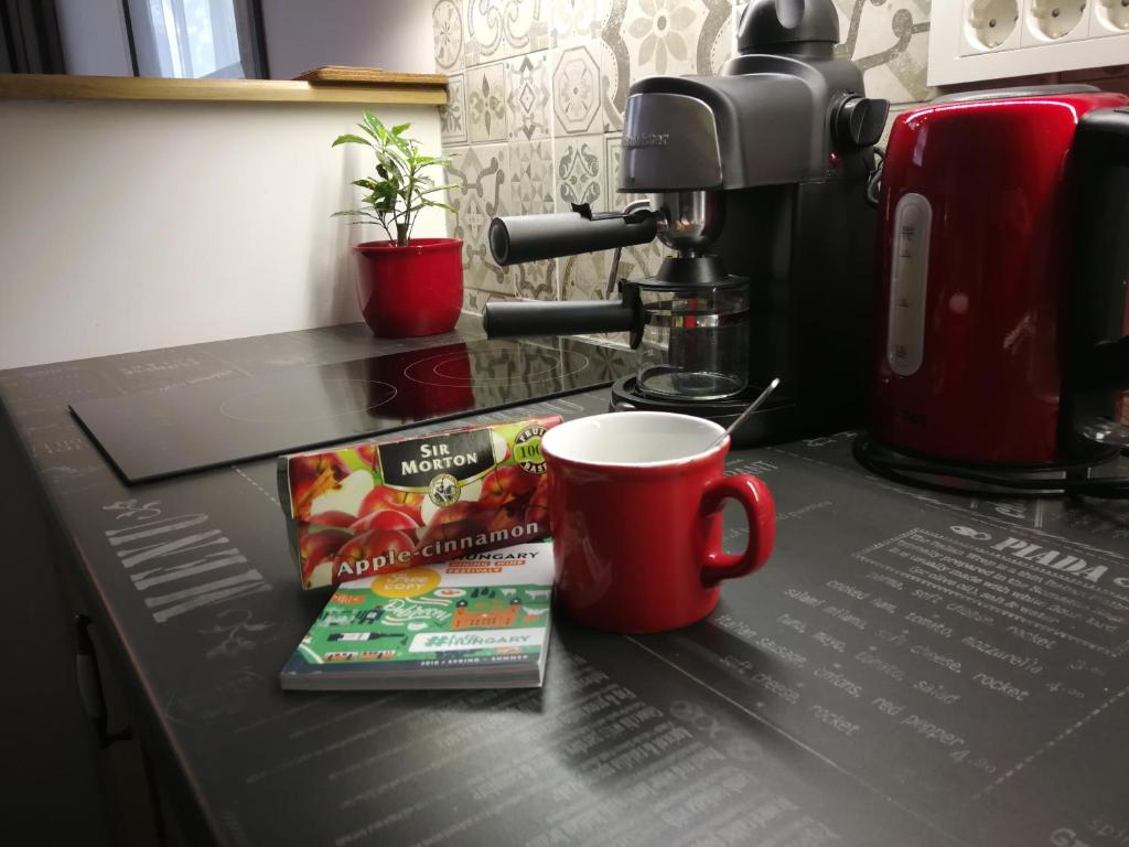 Príslušenstvo na prípravu kávy alebo čaju v ubytovaní M37 Apartman