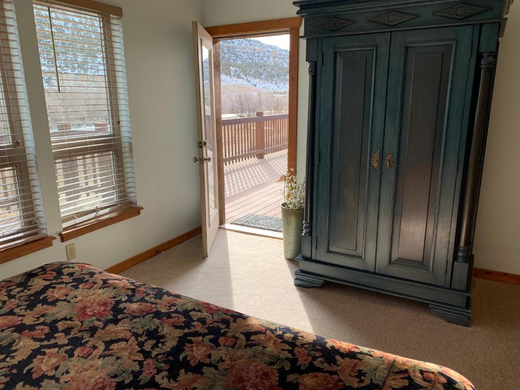 Slot Canyons Inn Bed & Breakfast - Caídas De Calf Creek