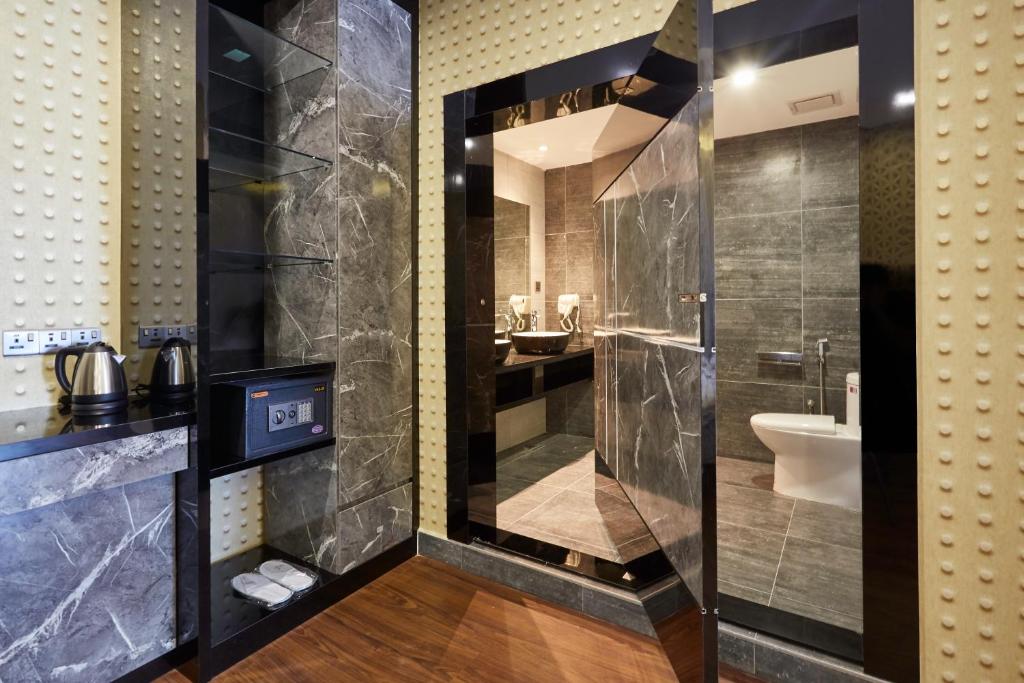 DREAM LUXURY HOTEL - Deluxe Suite Met Spabad