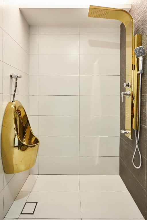 DREAM LUXURY HOTEL - Deluxe Tweepersoonskamer Met Douche