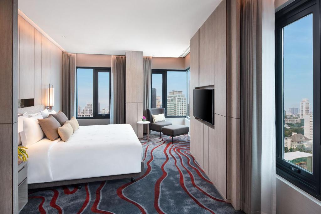 
Premier Corner Plus King Room
