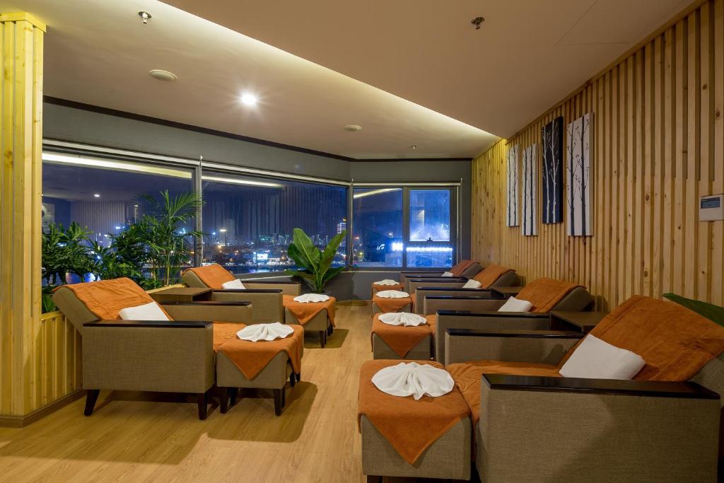 Posezení v ubytování Val Soleil Hotel