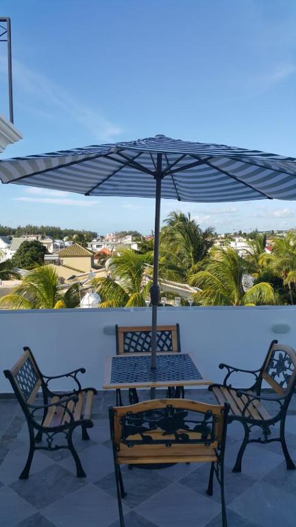 Balkón nebo terasa v ubytování Krishangel Beach Apartment