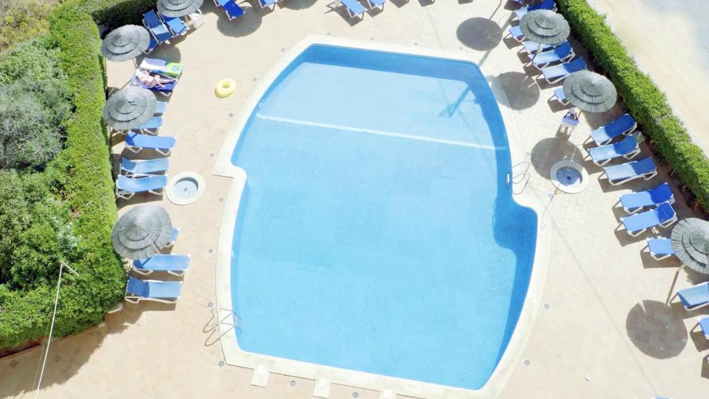Het zwembad bij of vlak bij TURIM Presidente Hotel