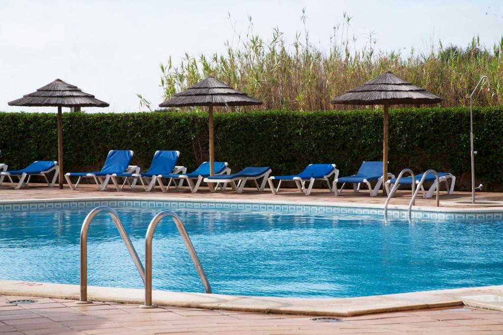 Het zwembad bij of vlak bij TURIM Presidente Hotel