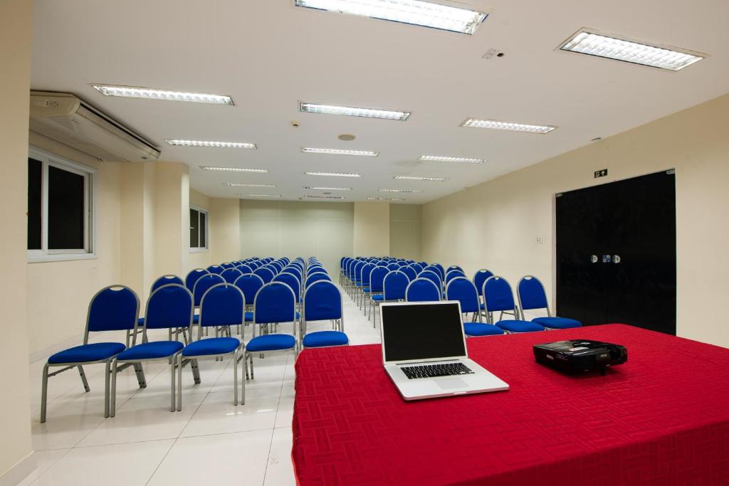  GOLD MARTAN HOTEL