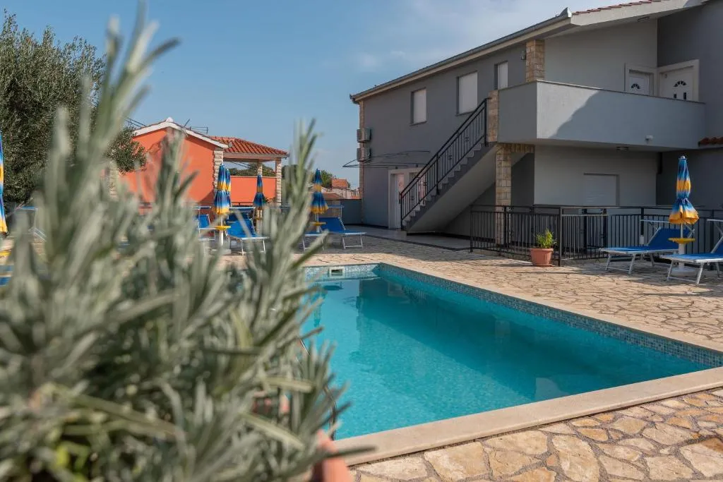 Apartments Grga, Trogir, Croaţia
