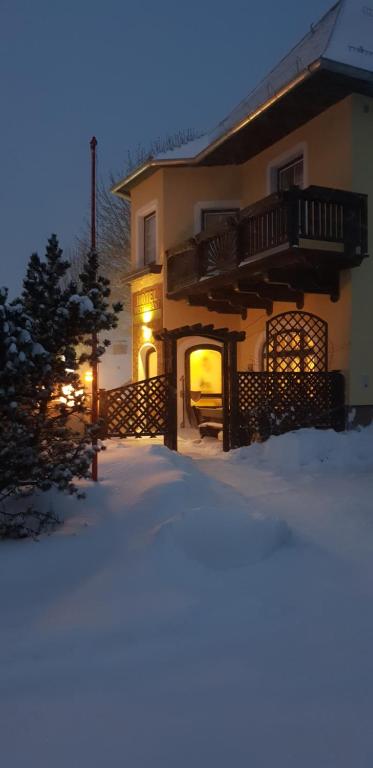 Hotel Kaiser Franz Josef v zimě