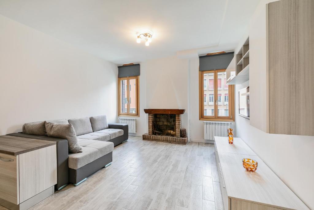GuestHost - Santa Croce Wonderful Venice - Superior Apartment