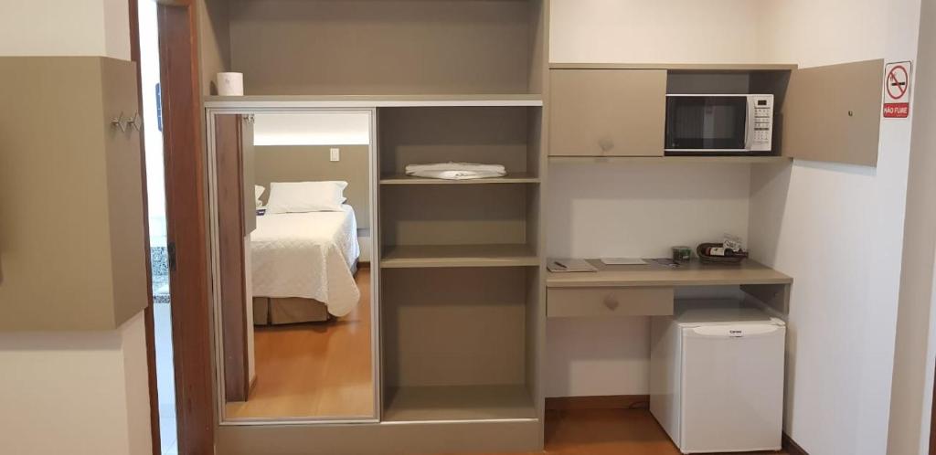  Hotel Solaris