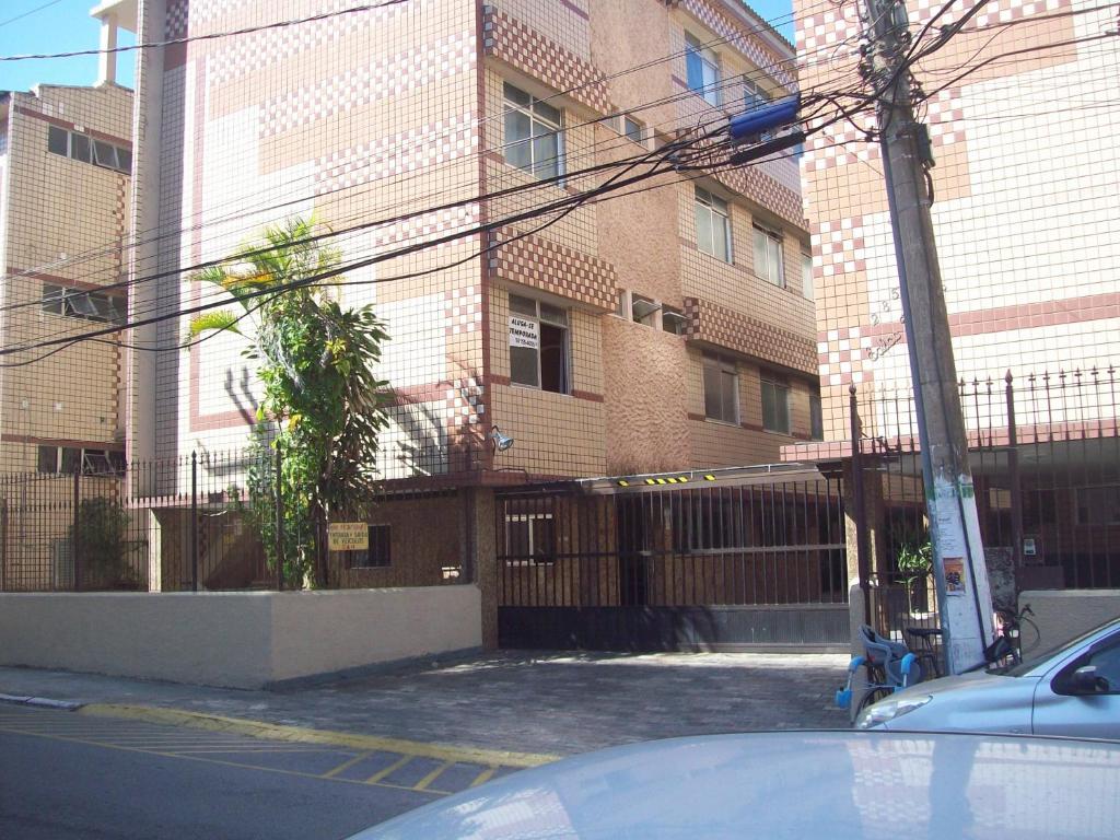  KITINETI A 200 M DA PRAIA DO FORTE -PRÉDIO TRÊS RIOS