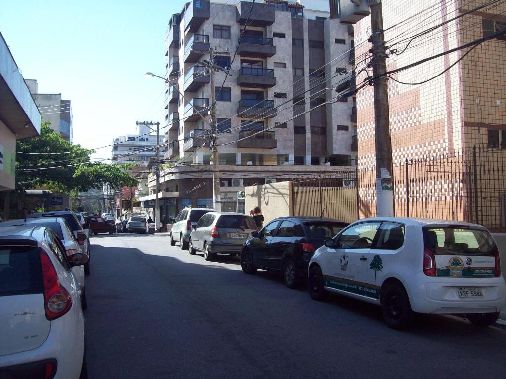  KITINETI A 200 M DA PRAIA DO FORTE -PRÉDIO TRÊS RIOS