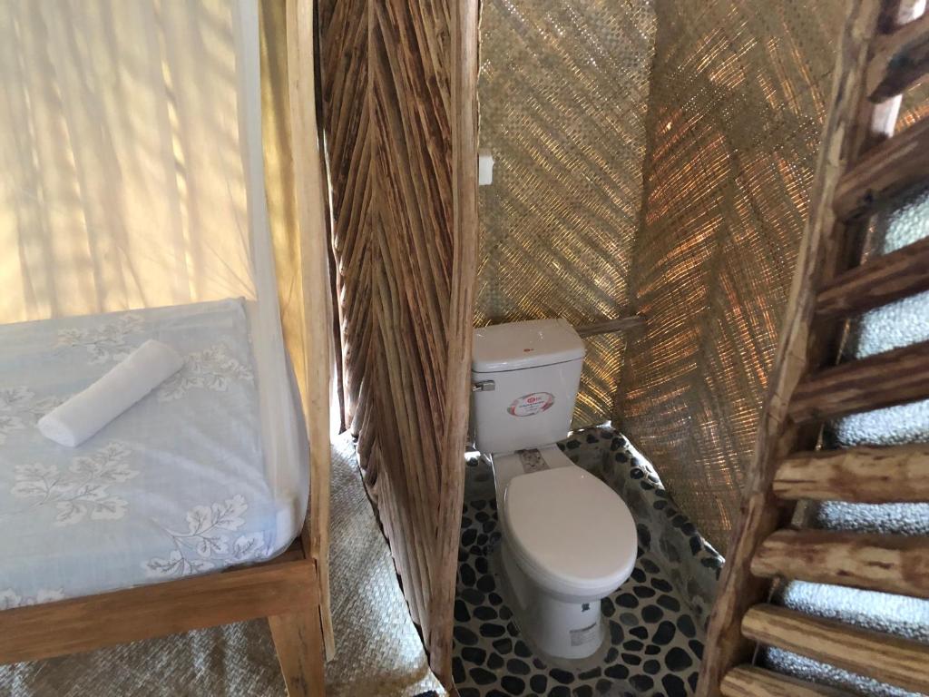 Vannituba majutusasutuses Backpacker's Hill Resort