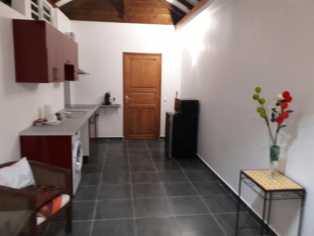 Kuchyň nebo kuchyňský kout v ubytování Le Saint Georges