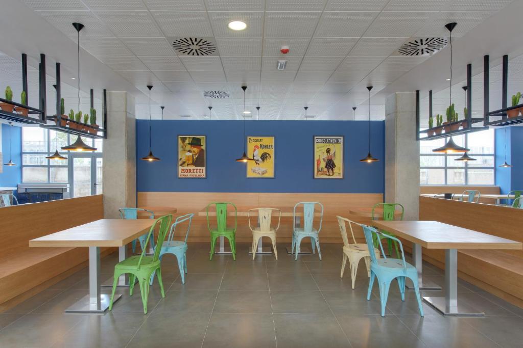 Madrid Airport Suites, Affiliated by Meliá - Resim 42