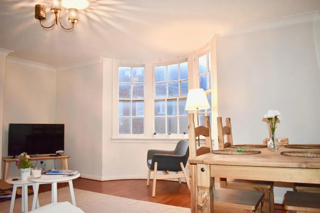 1 Bedroom Central Flat, Brighton and Hove, United Kingdom