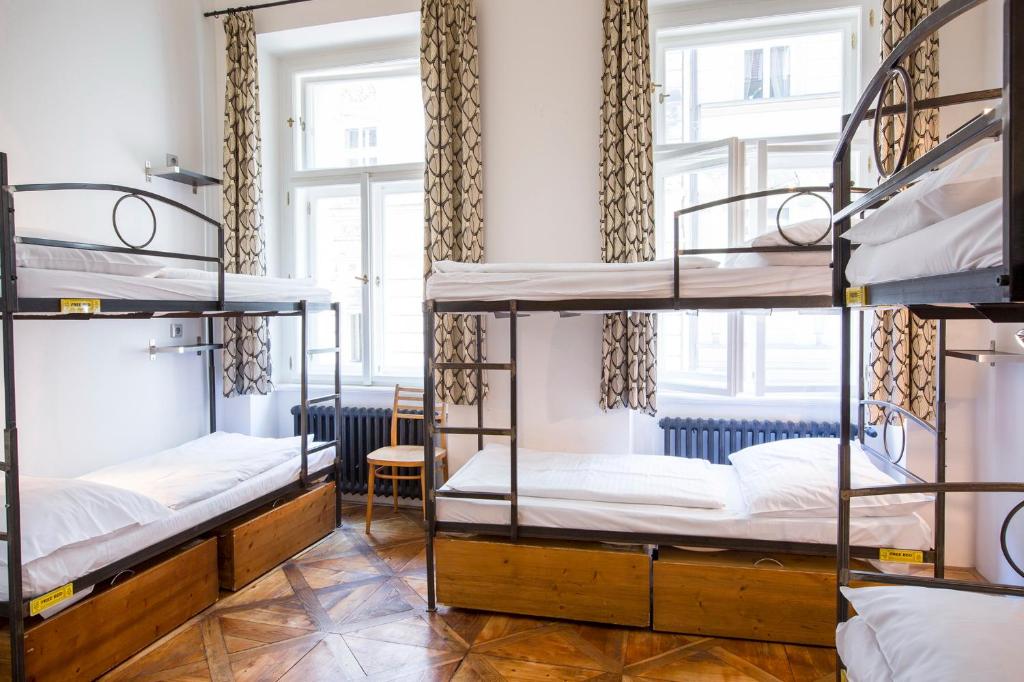 Postel nebo postele na pokoji v ubytování Sophie's Hostel
