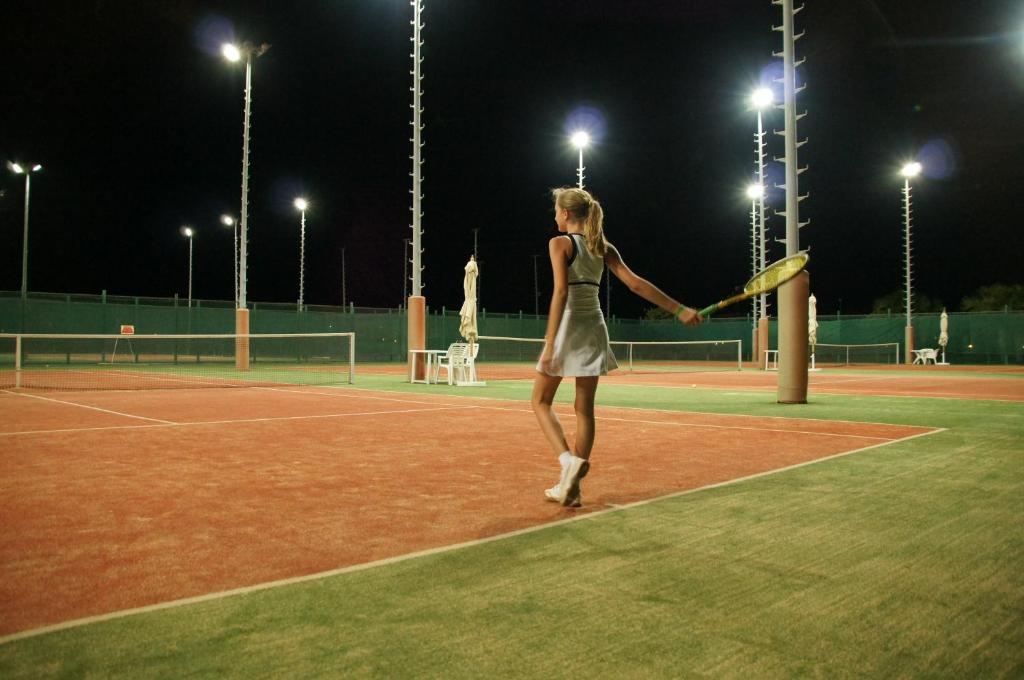 Tenis a/nebo squash v ubytování Cleopatra Luxury Resort Makadi Bay nebo okolí
