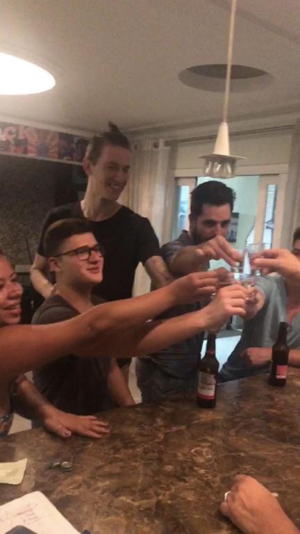  Sam's Home