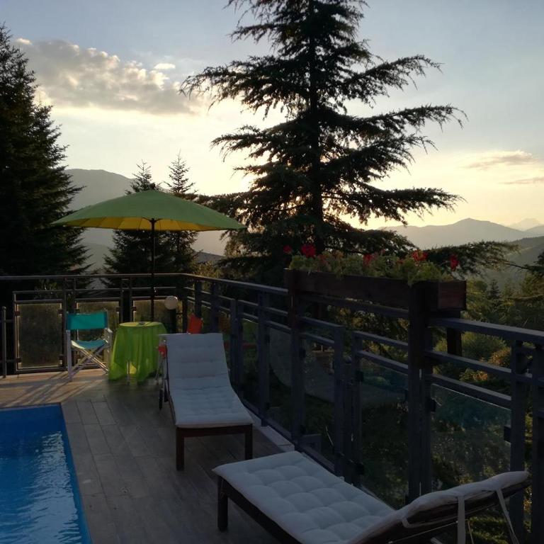 Widok na góry z tego hotelu
