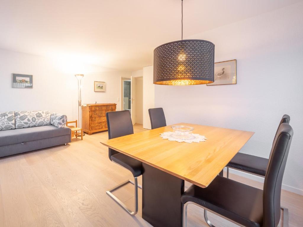 Posezení v ubytování LAAX Homes - Casa Zundra