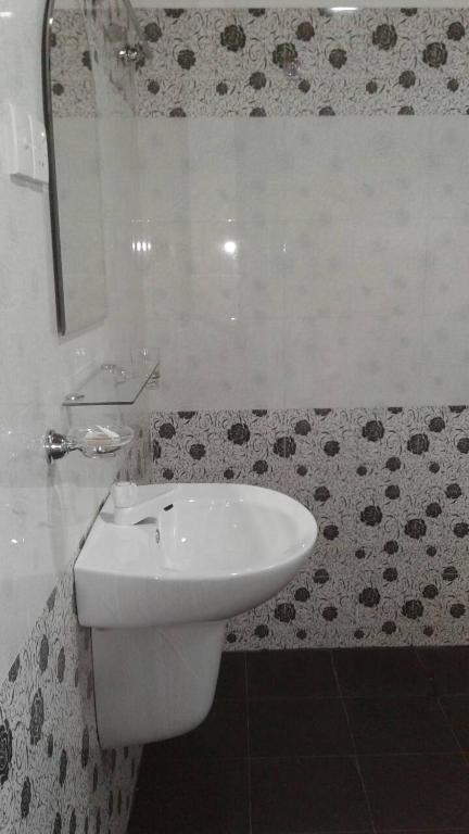 Koupelna v ubytování Sai Seashell Rest Inn Nilaveli