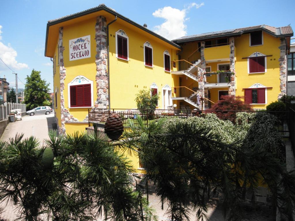 Budova, kde se hotel nachází