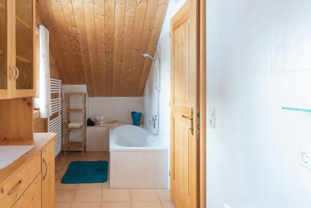 Koupelna v ubytování Ferienhaus Berghalde