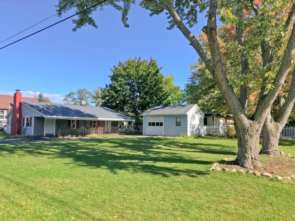 Laketown Cottage