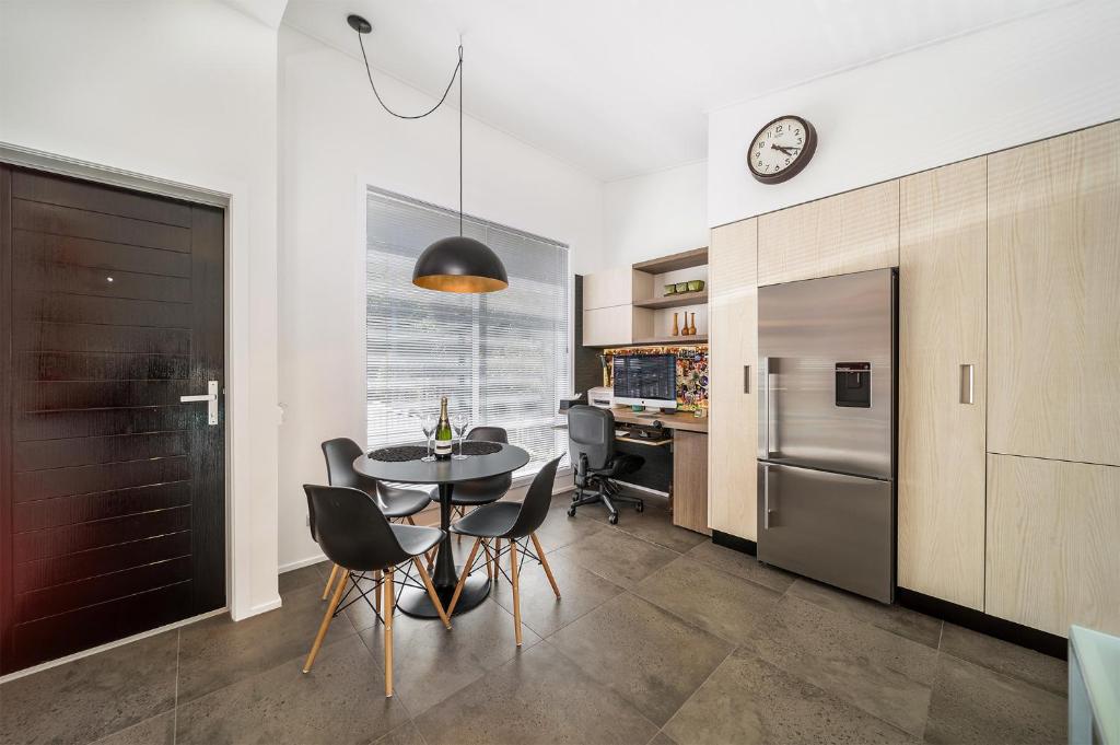 Lake View Greenstone Luxe Apartment - Resim 14