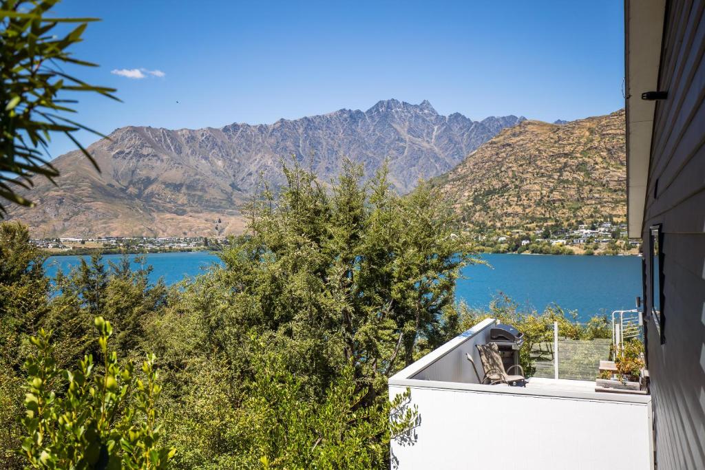 Lake View Greenstone Luxe Apartment - Resim 13
