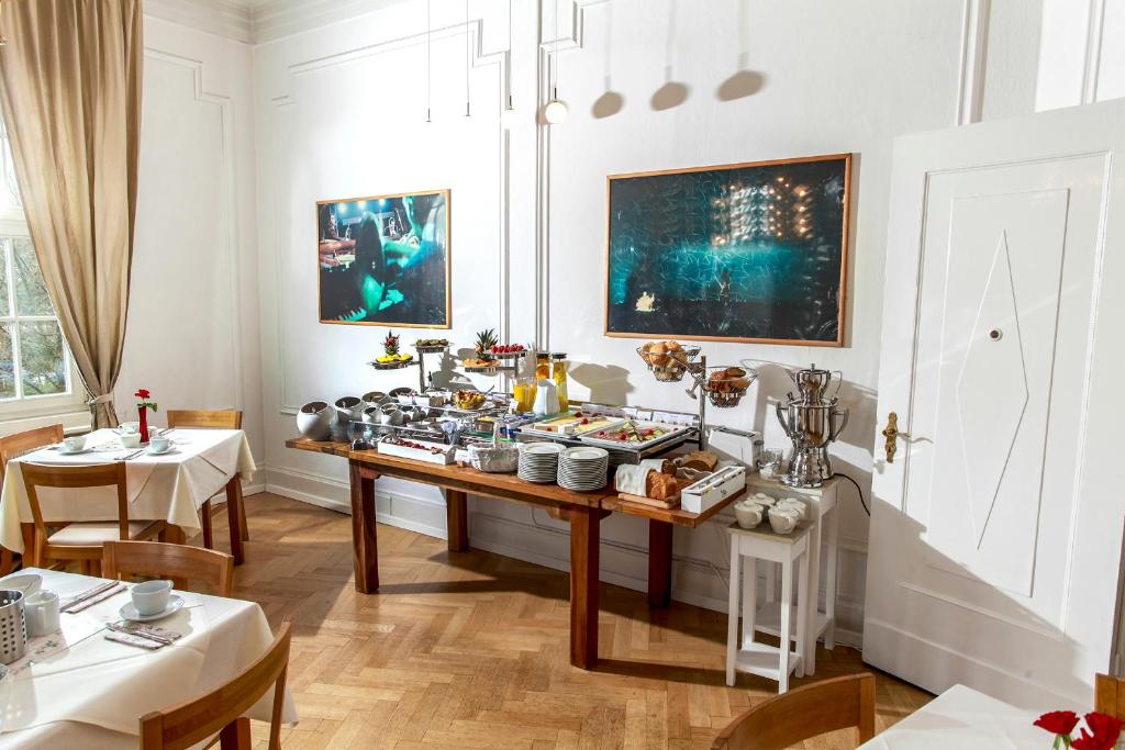 Hotel Fresena im Dammtorpalais - Resim 17