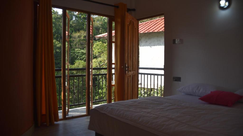 White Villa Kitulgala - 1