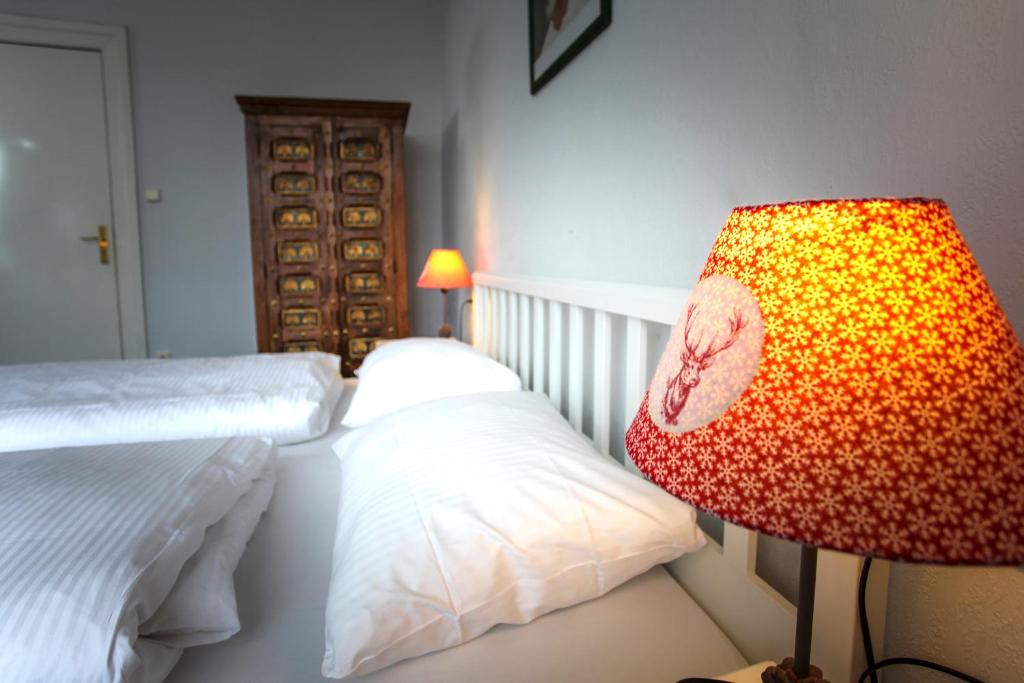 Hotel Fresena im Dammtorpalais - Resim 32