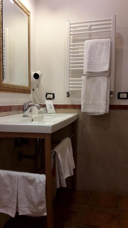 Hotel Quadrifoglio by Mancini - Resim 21