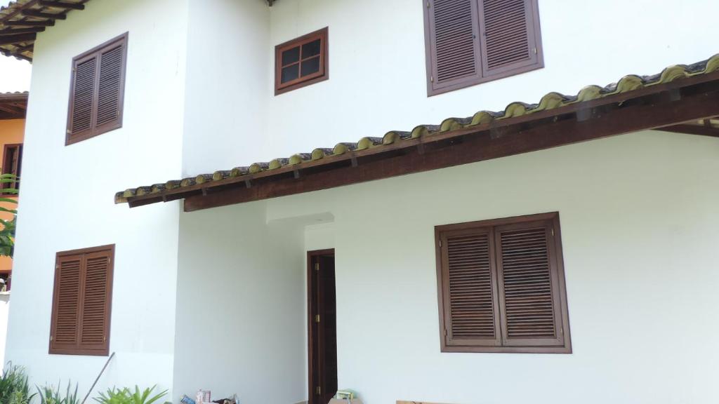  Lilian House