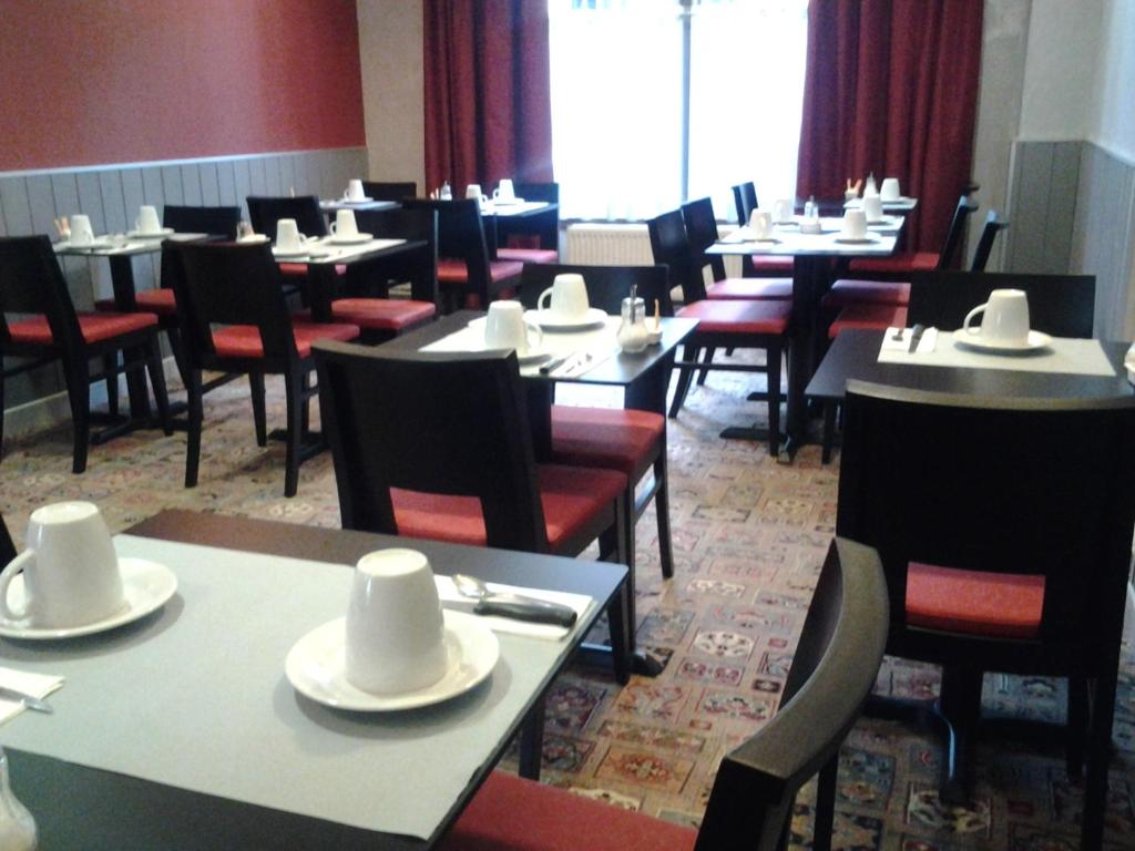 Ресторан / где поесть в Hôtel Carmin